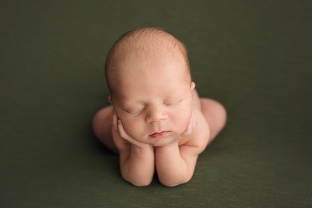 newborn posed photographer