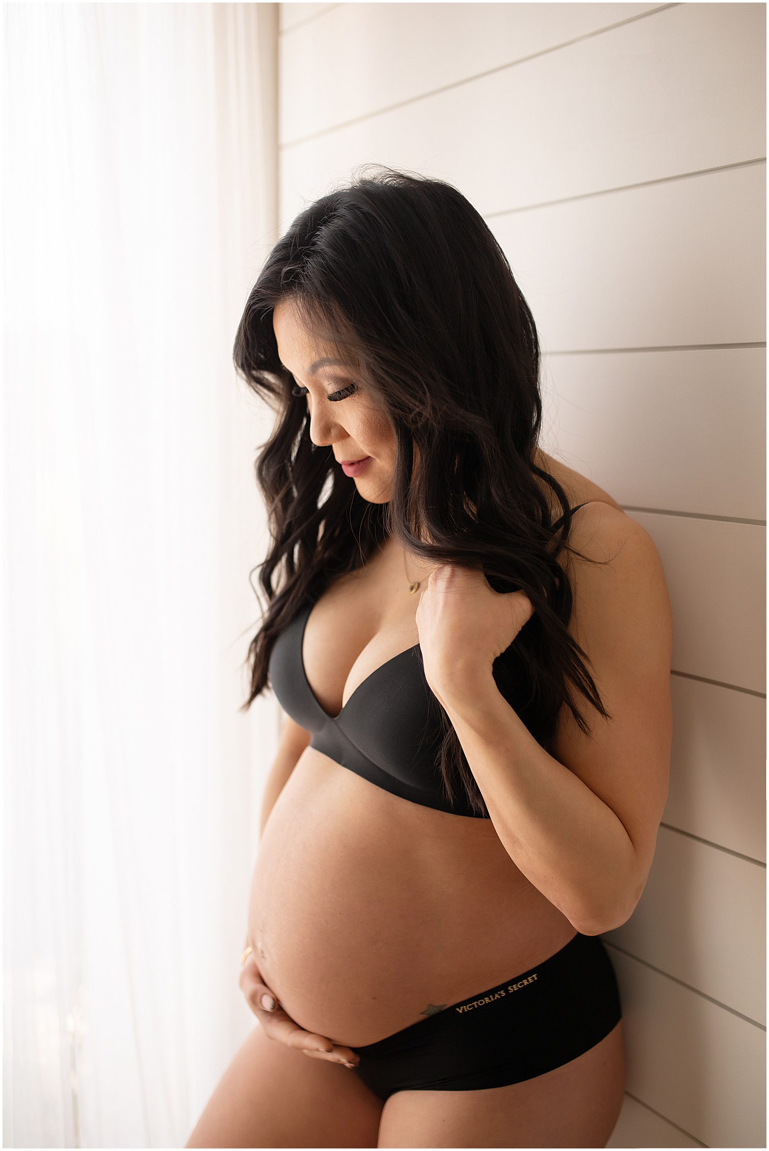 https://essierosephotography.com/wp-content/uploads/2022/03/LasVegasmaternitysession_0183.jpg