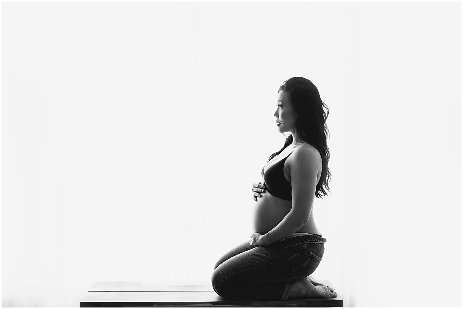 https://essierosephotography.com/wp-content/uploads/2022/03/LasVegasmaternitysession_0222.jpg